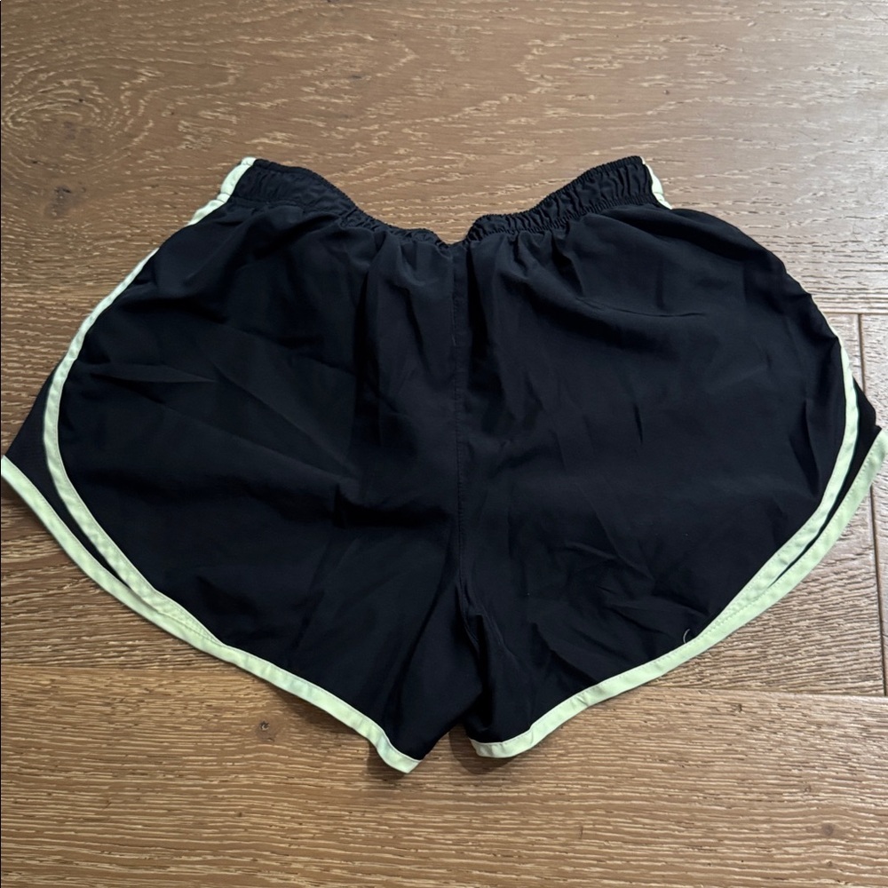 Nike Dri-FIT Running Shorts Black and green Athletic Workout Size M - Picture 4 of 5